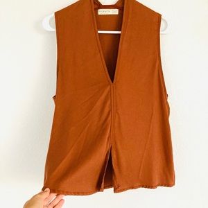 Sustainable 100% cotton top